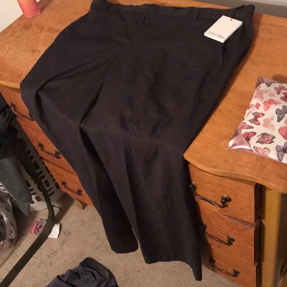 Brown Calvin Klein dress pants size36x30 with tags - Picture 3 of 3